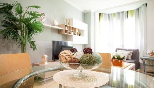 Apartamentos Adelfas - Photo 4