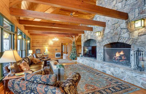 Lakefront Custom-Built Mentone Home Game Room! - Foto 4