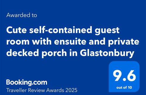 Cute self-contained guest room with ensuite and private decked porch in Glastonbury - Photo 15