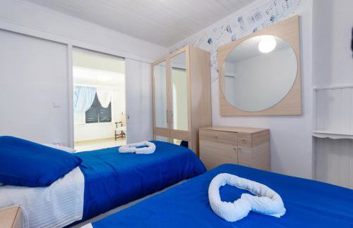 Blue House - Recently renovated - Foto 19