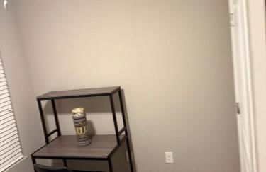 Lux High Rise one stop 2 bedroom private Share kitchen Professional Respected apartment - Foto 8