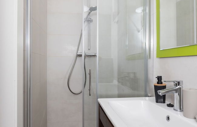 Apartments Life - Photo 74