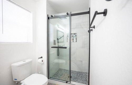 Peaceful Oasis Near Strip & Airport Pool Spa - Foto 29