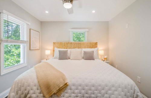 Walk to the stadium, downtown, West St - close to everything - Foto 13