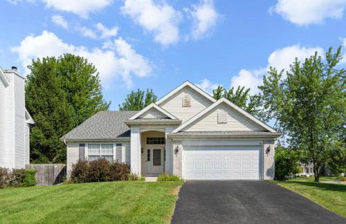 Modern Comfort Loves Park Stylish 3BR Getaway - Foto 76