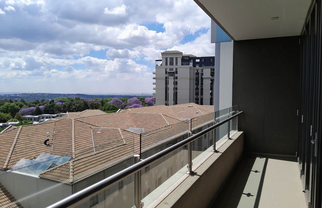 Sandton Smart Apartment Eighteen - Photo 19