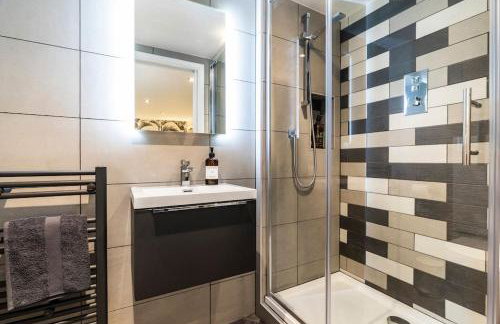 The Holt - Ilkley, central location, stylish apartment - Photo 4