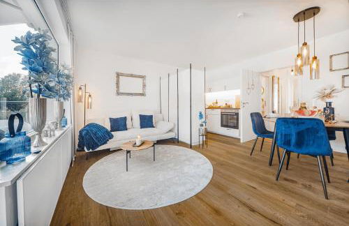 Excellence Deluxe Suite mit Balkon & Stadtblick - zentral an der Messe Essen - Foto 1