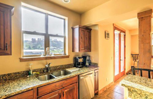 Chic Pagosa Springs Condo w/ Porch - Walk to Shops - Foto 9