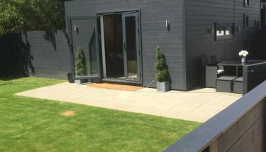 Willow Court Farm Studio West & Petting Farm, 8 mins to Legoland & Windsor, 15 mins to Lapland UK - Foto 3