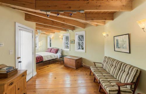 Tubing, Hiking and Jay Peak fun at the Cliff House - Foto 7