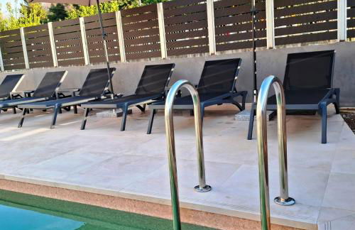 Aelia Luxury Apartments & Pool - Photo 4