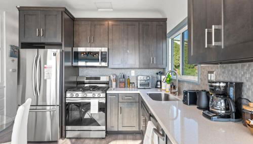 Luxury Beachside Gem Walk to Beach Ocean Views - Foto 4