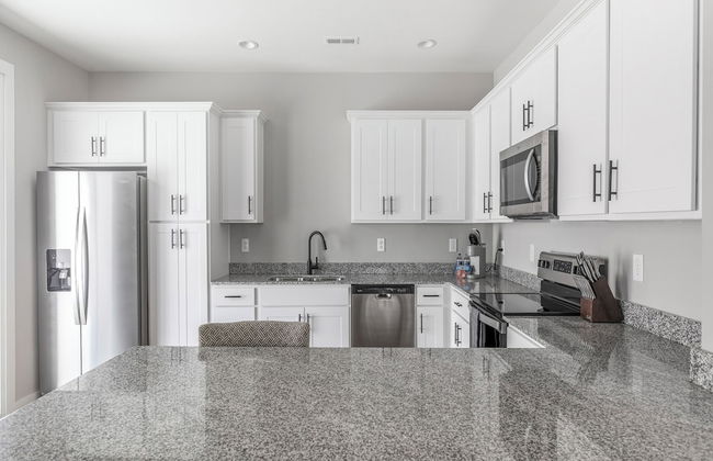 Landing Apartments Huntsville - Photo 8