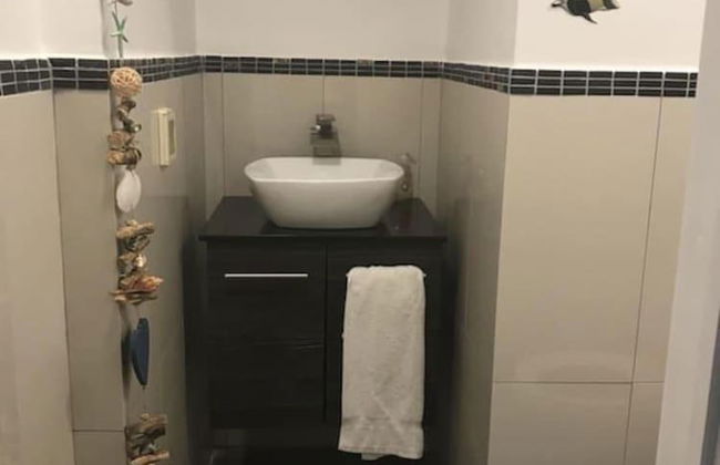 4 Guests - Stunning View - Pool - South Finger - Photo 8