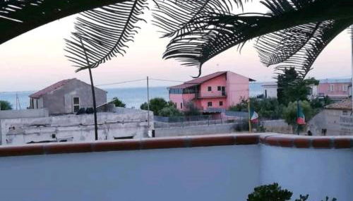 House with sea view/Casa con terrazzo vista mare - Foto 3