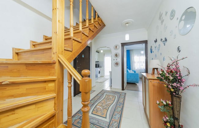 Capacious Flat With Terrace in Central Muratpasa - Photo 7