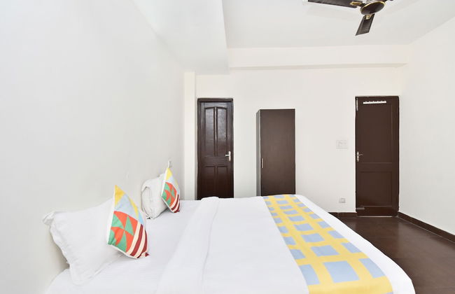 OYO 13878 Home Spacious 3BHK Kumarhatti - Foto 13