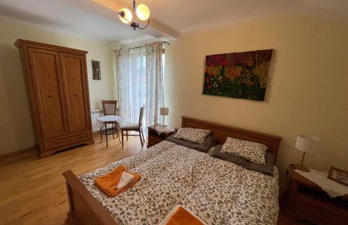 Pod Dziką Różą - Foto 14