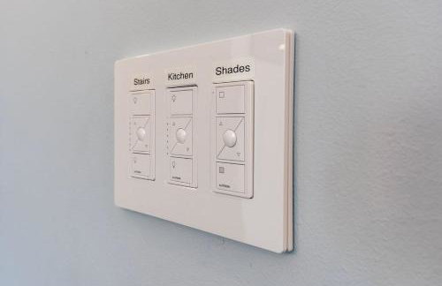 Lux Home 5 mins to Grand Park with Private Garage-Family Friendly - Foto 14