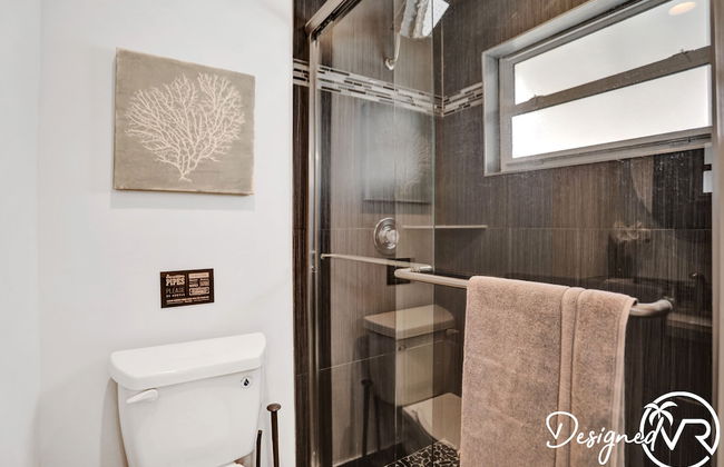 6 BR With Heated Pool Close to Beach - Foto 11