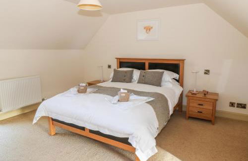 The Roundhouse - Photo 21