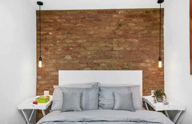 Livestay- Trendy 1bed With Balcony in Westminster - Photo 3