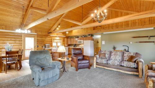 Hill City Log Cabin Along Newton Creek! - Foto 5