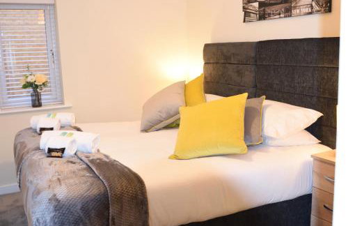 StayNEC Coach House Birmingham - For Company, Contractor & Leisure Stays - NEC, HS2, JLR, Airport - Foto 6