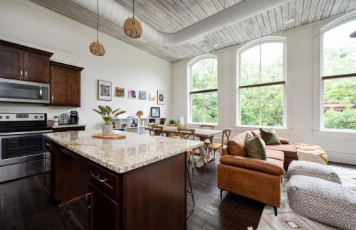 Downtown Loft - Walkable to Dining and Entertainment - Foto 24