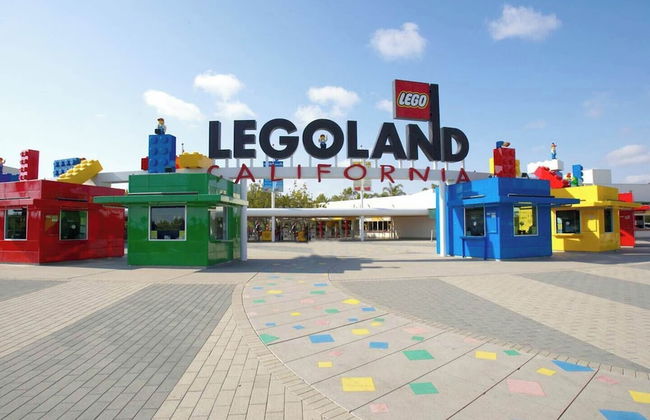 Southern Exposure w/ Private Balcony - Foto 44