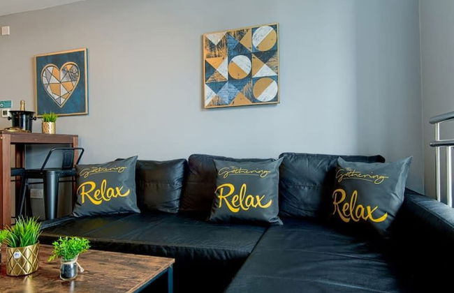 The Llangollen - Berwyn House Central Wrexham - Photo 5