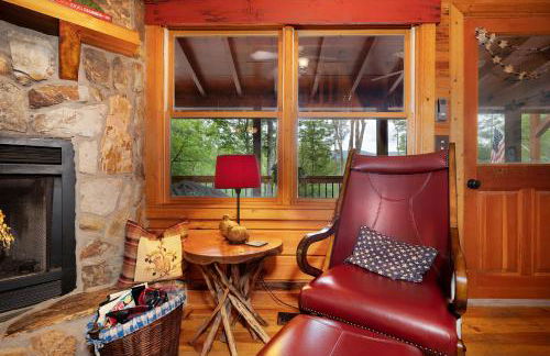 Three Loves Cabin - Three Loves Cabin - Cherry Log GA - Hot Tub, Fire Pit - Foto 26