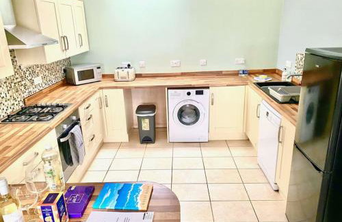 Maple House a spacious 2 Bedroom House - Foto 11