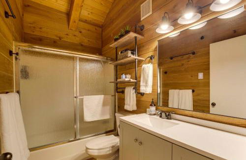 Covered Deck, Private Acreage Log Cabin in Pine - Foto 15