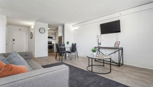 Legacy at Imperial Village 808 I 1 Bed 1 Bath - Foto 2