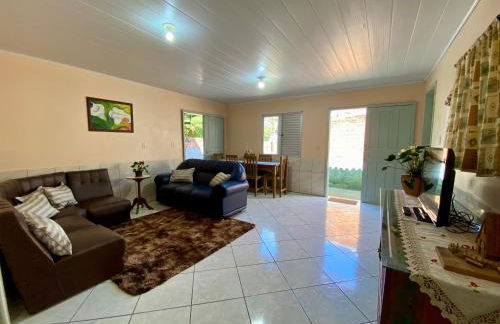 Casa Privativa com Varanda Gourmet e Churrasqueira- Pet Friendly- Wi-Fi e Garagem - Photo 13