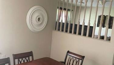 Beautiful Spacious 3 BR brick home for the family - Foto 2