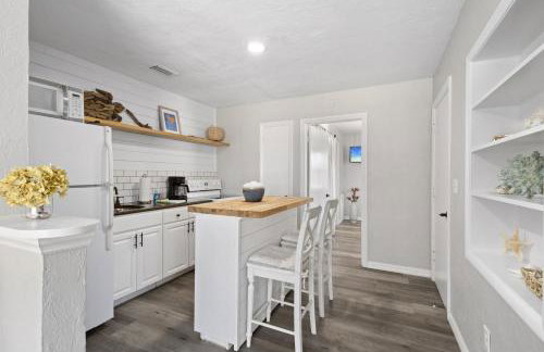 Comfortable Near AMI Patio BBQ - Foto 10