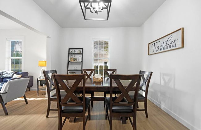 New Charming 2-bedroom Home Minutes to Downtown - Foto 4