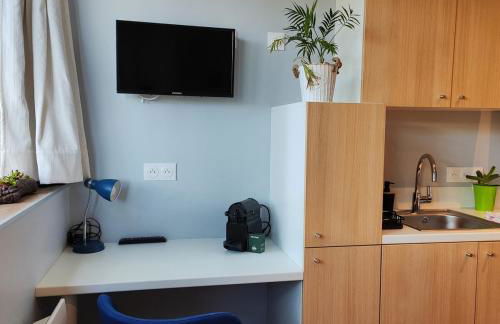 Studio 74 Rénové et Équipé - Nancy CHRU,CESI,FAC - Foto 3