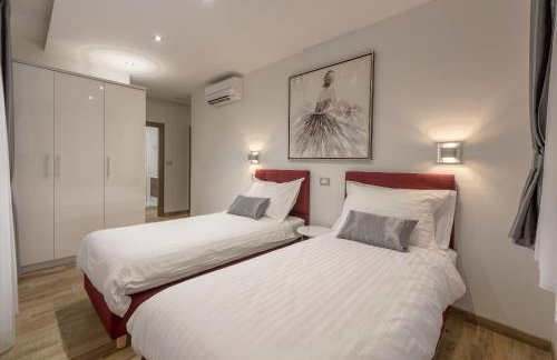 Viras Luxury Holiday - Photo 15