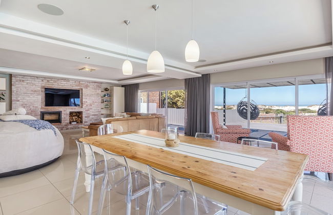 Beachfront, Private Pool, Pizza Oven, Pool Table, Fast Internet, Family Friendly - Photo 20