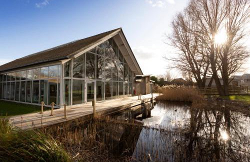 Pet friendly Cotswold Cottage with hot tub and swimming pools - Foto 23