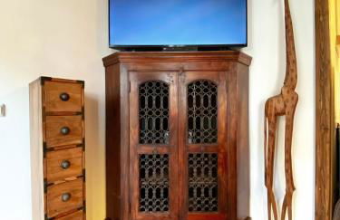 Ungewöhnliches Ferienhaus NAMIBIA-LODGE für 6 Pers - Rittergut Leppersdorf vor Radeberg bei Dresden - Foto 2