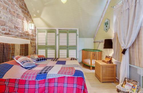 Holiday Home in Auvergne With Roofed Garden and Terrace - Foto 20