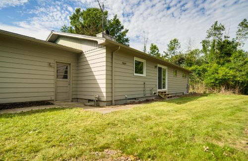 Home < 1 Mi to Lake Erie & Shades Beach Park! - Photo 22