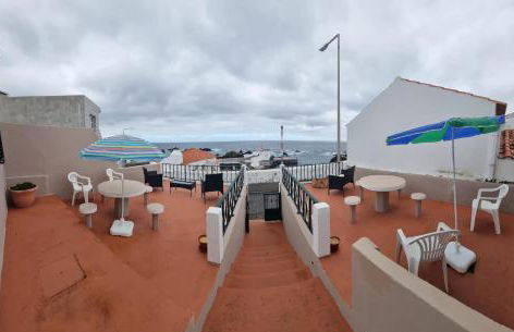 "Apartamentos do Farol" com vista para o mar - Foto 31