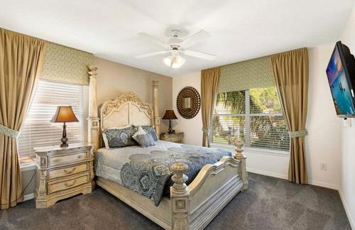 Lakeview 6-Bedroom Retreat with Game Room, Private Pool, Spa & Resort Amenities - Ideal for Families & Groups - Foto 19