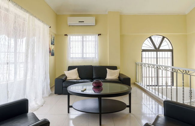 Penthouse in Evaristo Morales Sleeps 14 - Foto 12